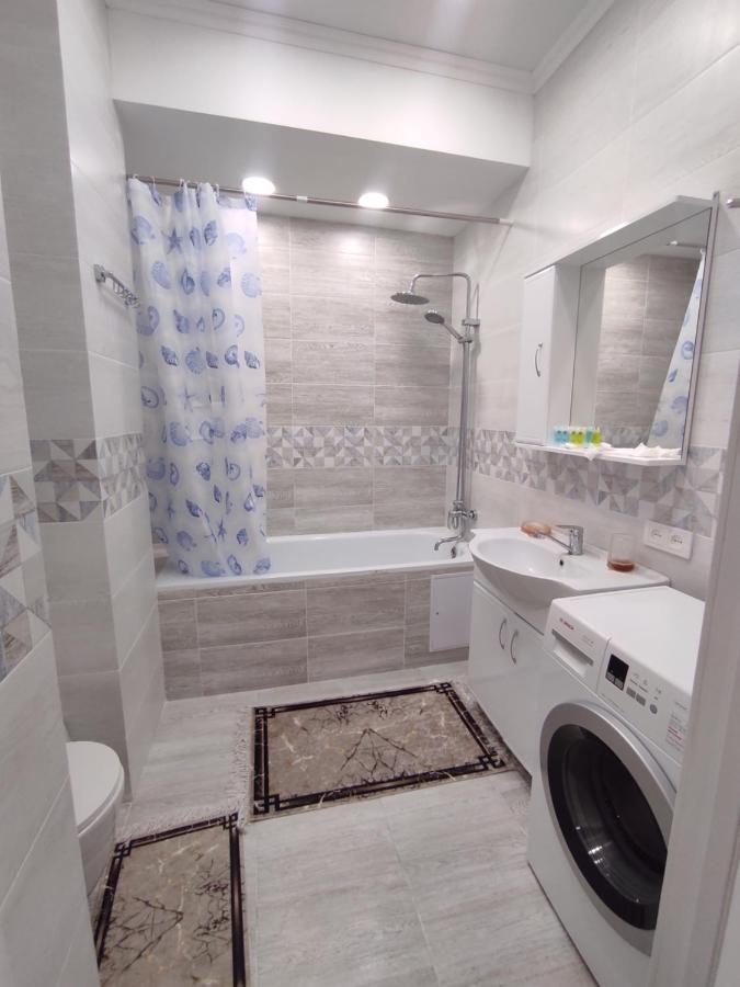 Уютная Квартира-Студия Жк Lotus Terrace Almaty Exterior foto